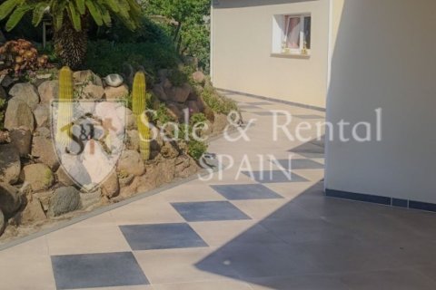 Сasa de 4 dormitorios en venta en Lloret de Mar, Gerona, Cataluña, Spain № 6674 - foto 6
