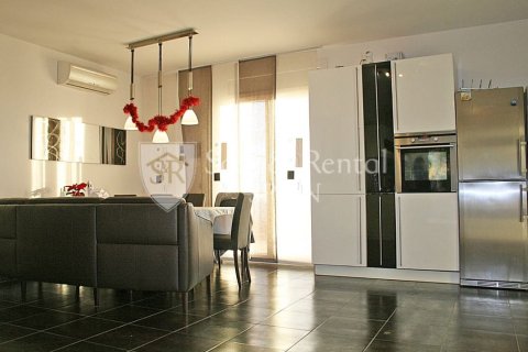 Сasa de 4 dormitorios en venta en Lloret de Mar, Gerona, Cataluña, Spain № 6674 - foto 10