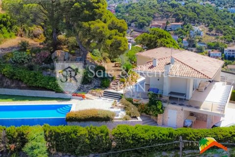 Сasa de 4 dormitorios en venta en Lloret de Mar, Gerona, Cataluña, Spain № 6674
