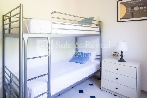 Сasa de 4 dormitorios en venta en Blanes, Gerona, Cataluña, Spain № 6675 - foto 29