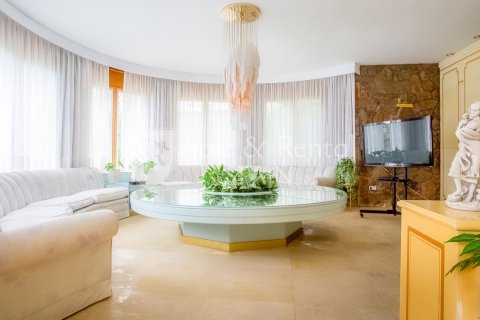 Сasa de 4 dormitorios en venta en Blanes, Gerona, Cataluña, Spain № 6675 - foto 3