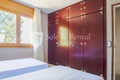 Сasa de 4 dormitorios en venta en Blanes, Gerona, Cataluña, Spain № 6675 - foto 20