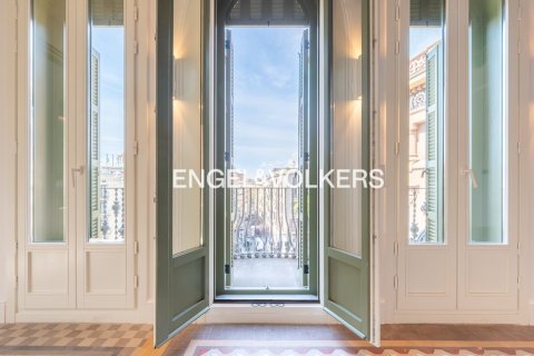 2 bedrooms apartment for sale in Ciutat Vella, Barcelona, Catalonia, Spain № 2642 - photo 30