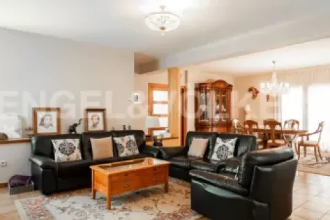 Сasa de 6 dormitorios en venta en Llinars del Vallès, Barcelona, Cataluña, Spain № 2640 - foto 3