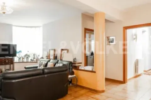 Сasa de 6 dormitorios en venta en Llinars del Vallès, Barcelona, Cataluña, Spain № 2640 - foto 4