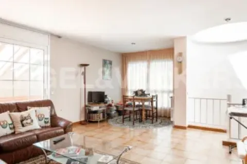 Сasa de 6 dormitorios en venta en Llinars del Vallès, Barcelona, Cataluña, Spain № 2640 - foto 25