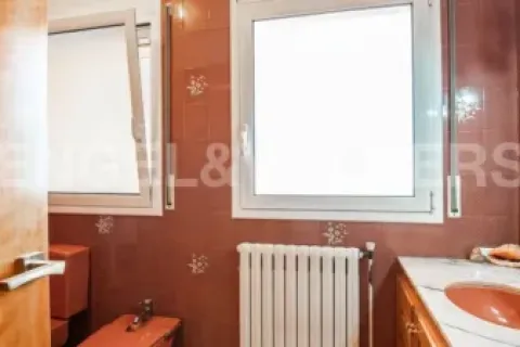 Сasa de 6 dormitorios en venta en Llinars del Vallès, Barcelona, Cataluña, Spain № 2640 - foto 14
