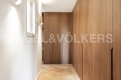 Ático de 4 dormitorios en venta en Eixample, Barcelona, Cataluña, Spain № 2645 - foto 21