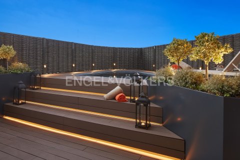 Ático de 4 dormitorios en venta en Eixample, Barcelona, Cataluña, Spain № 2645 - foto 12