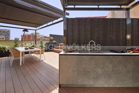 Ático de 4 dormitorios en venta en Eixample, Barcelona, Cataluña, Spain № 2645 - foto 6