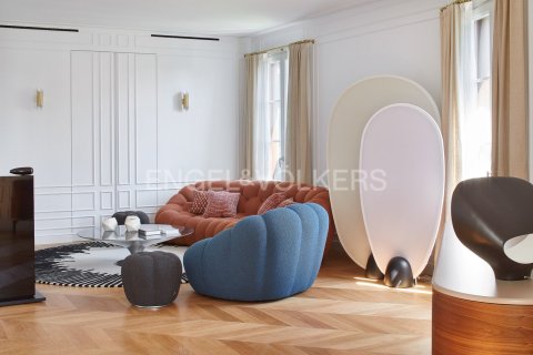 Ático de 4 dormitorios en venta en Eixample, Barcelona, Cataluña, Spain № 2645 - foto 26