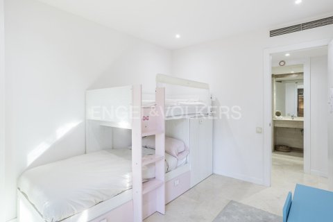 Apartamento de 2 dormitorios en venta en Sant Martí, Barcelona, Cataluña, Spain № 2646 - foto 19