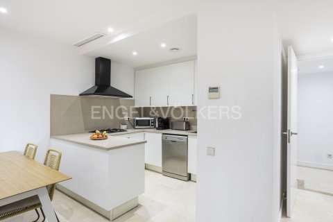 Apartamento de 2 dormitorios en venta en Sant Martí, Barcelona, Cataluña, Spain № 2646 - foto 8