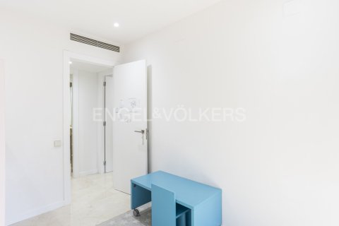 Apartamento de 2 dormitorios en venta en Sant Martí, Barcelona, Cataluña, Spain № 2646 - foto 20