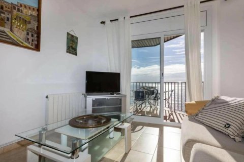 Apartamento de 3 dormitorios en venta en Sant Antoni de Calonge, Gerona, Cataluña, Spain № 1656 - foto 3