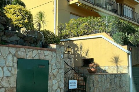 Apartamento de 3 dormitorios en venta en Calella De Palafrugell, Gerona, Cataluña, Spain № 1660 - foto 18