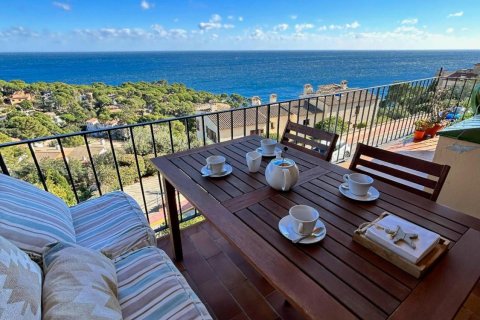 Apartamento de 3 dormitorios en venta en Calella De Palafrugell, Gerona, Cataluña, Spain № 1660 - foto 13