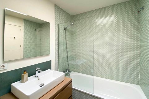 Casa adosada de 4 dormitorios en venta en Begur, Gerona, Cataluña, Spain № 1658 - foto 8