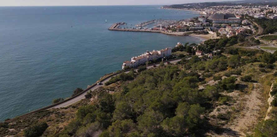 Parcela en venta en Sitges, Barcelona, Cataluña, Spain № 1655