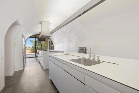 Сasa de 8 dormitorios en venta en Forallac, Gerona, Cataluña, Spain № 1661 - foto 14