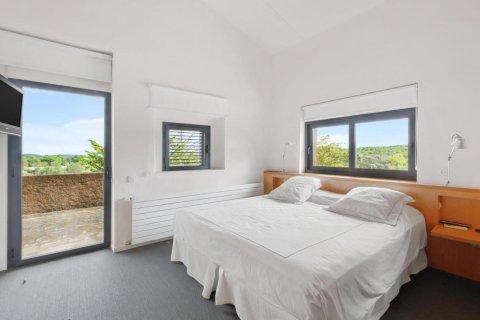 Сasa de 8 dormitorios en venta en Forallac, Gerona, Cataluña, Spain № 1661 - foto 26