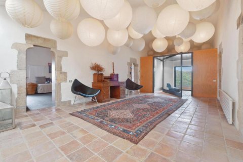 Сasa de 8 dormitorios en venta en Forallac, Gerona, Cataluña, Spain № 1661 - foto 20
