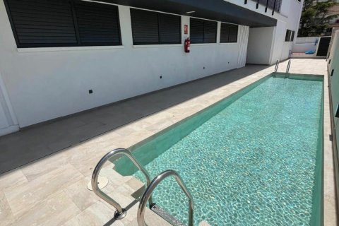 Apartamento de 3 dormitorios en venta en Sant Antoni de Calonge, Gerona, Cataluña, Spain № 1657 - foto 3