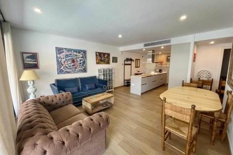Apartamento de 3 dormitorios en venta en Sant Antoni de Calonge, Gerona, Cataluña, Spain № 1657 - foto 4