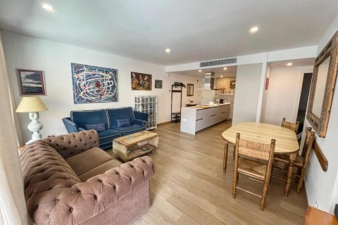 Apartamento de 3 dormitorios en venta en Sant Antoni de Calonge, Gerona, Cataluña, Spain № 1657 - foto 12
