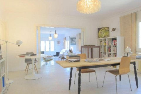 Сasa de 6 dormitorios en venta en Begur, Gerona, Cataluña, Spain № 1659 - foto 9
