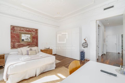 Купить квартиру в Барселона, Испания с 2 спальни, 82м², № 6375 - фото 19