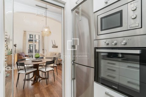 Купить квартиру в Барселона, Испания с 2 спальни, 82м², № 6375 - фото 11