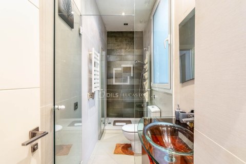 Купить квартиру в Барселона, Испания с 2 спальни, 82м², № 6375 - фото 21