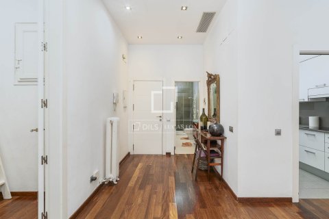 Купить квартиру в Барселона, Испания с 2 спальни, 82м², № 6375 - фото 29