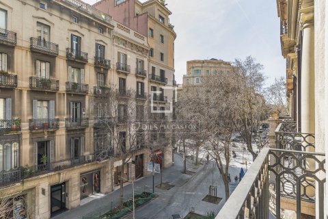 Купить квартиру в Барселона, Испания с 2 спальни, 82м², № 6375 - фото 18