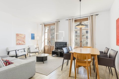 Ático de 3 dormitorios en venta en Barcelona, Cataluña, Spain № 6378 - foto 17