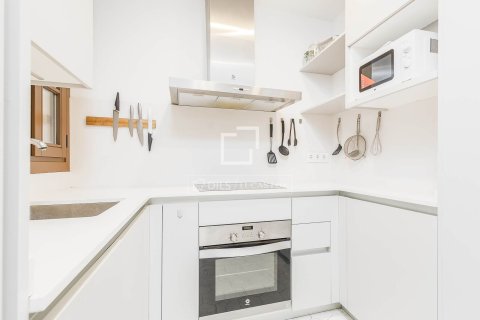 Ático de 3 dormitorios en venta en Barcelona, Cataluña, Spain № 6378 - foto 20