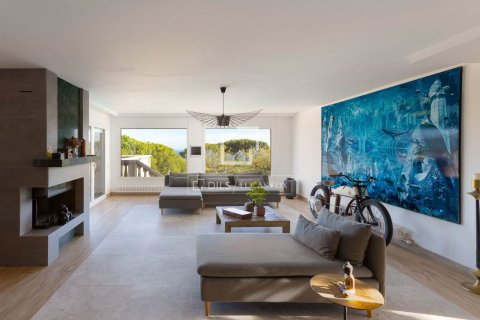 Villa de 3 dormitorios en venta en Alella, Barcelona, Cataluña, Spain № 3928 - foto 8