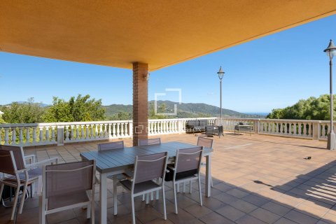 Villa de 3 dormitorios en venta en Alella, Barcelona, Cataluña, Spain № 3928 - foto 14