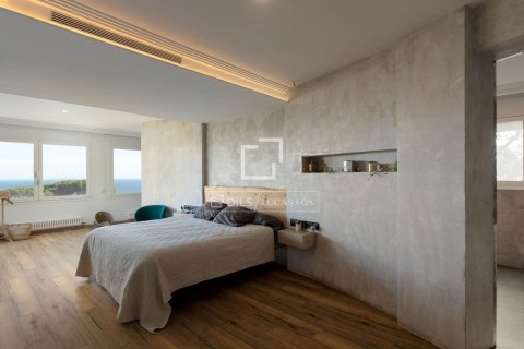 Villa de 3 dormitorios en venta en Alella, Barcelona, Cataluña, Spain № 3928 - foto 21
