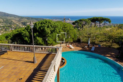 Villa de 3 dormitorios en venta en Alella, Barcelona, Cataluña, Spain № 3928 - foto 15