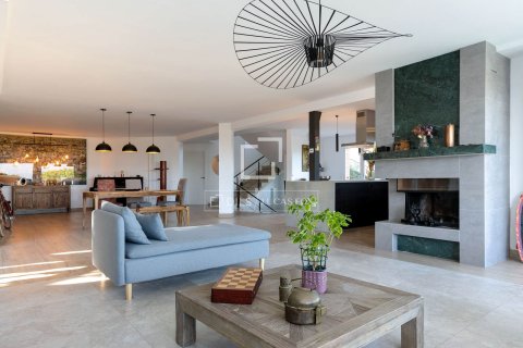 Villa de 3 dormitorios en venta en Alella, Barcelona, Cataluña, Spain № 3928 - foto 7