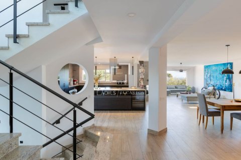 Villa de 3 dormitorios en venta en Alella, Barcelona, Cataluña, Spain № 3928 - foto 16