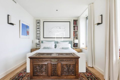 Ático de 2 dormitorios en venta en Barcelona, Cataluña, Spain № 3934 - foto 24