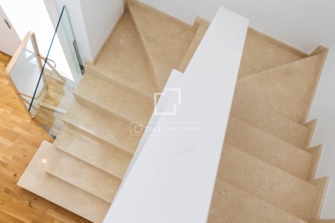 Villa de 5 dormitorios en venta en Vilassar de Dalt, Barcelona, Cataluña, Spain № 3933 - foto 14