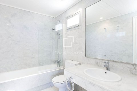 Купить виллу в Кастельдефельс, Испания с 6 спален, 770м², № 3929 - фото 13