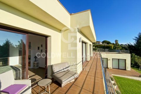 Villa de 5 dormitorios en venta en Pau, Gerona, Cataluña, Spain № 5811 - foto 20