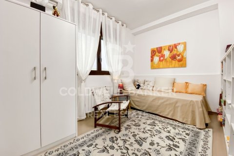 Villa de 5 dormitorios en venta en Pau, Gerona, Cataluña, Spain № 5811 - foto 24