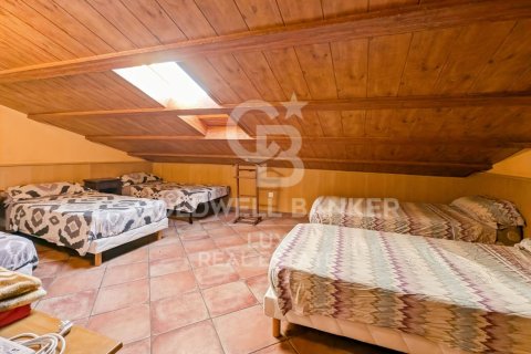 Купить дом в Агульяна, Испания с 12 спален, 1584м², № 5807 - фото 16
