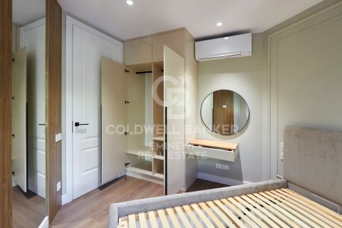 Apartamento de 3 dormitorios en venta en Barcelona, Cataluña, Spain № 5806 - foto 22